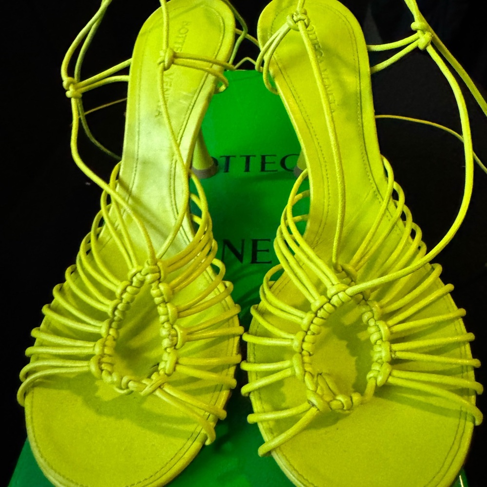 Bottega Veneta Kiwi Women's Sandals